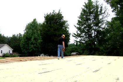 How to Choose the Right Materials for Your Roofing Installation